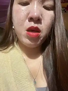 Snapshot of Luna-ass chatting on 02-20-26, 12:18 Luna-ass online show from 02-20-26, 12:18