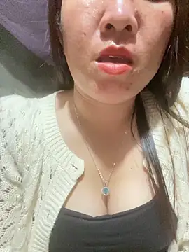 Luna-ass online show from 11-18-25, 02:20