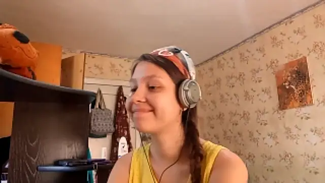QutieDaSweet online show from 09-27-25, 07:14