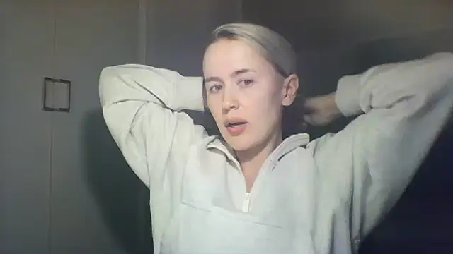 Snapshot of Frosian chatting on 09-26-25, 07:54 Frosian online show from 09-26-25, 07:54