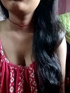 Snapshot of soni2005 chatting on 02-27-26, 10:48 soni2005 online show from 02-27-26, 10:48