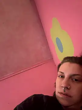 Snapshot of eggsma666 chatting on 01-11-26, 11:55 eggsma666 online show from 01-11-26, 11:55