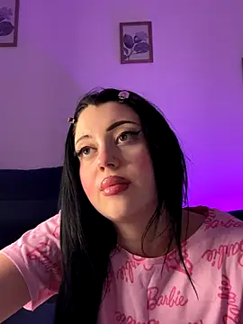 Snapshot of SexyNixy chatting on 10-07-25, 04:19 SexyNixy online show from 10-07-25, 04:19