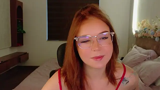 Lilith Bonheur online show from 05-26-26, 10:19