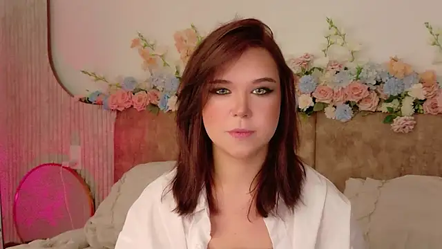 Lilith Bonheur online show from 05-06-26, 01:20