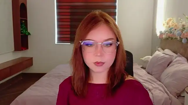 Lilith Bonheur online show from 05-28-26, 03:25