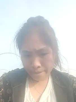 Luyen004 online show from 11-30-25, 01:17