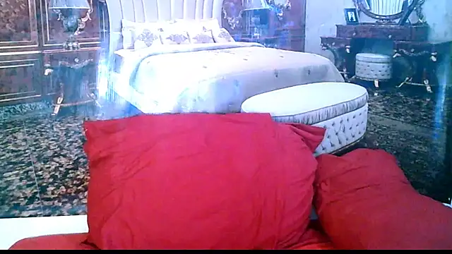 IndianSexcSmyle online show from 12-17-25, 04:34