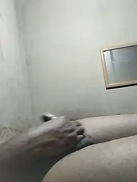 Snapshot of Dickninja084 chatting on 02-06-26, 06:04 Dickninja084 online show from 02-06-26, 06:04