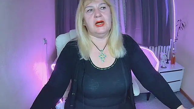 EmmaEllison online show from 11-12-25, 06:50