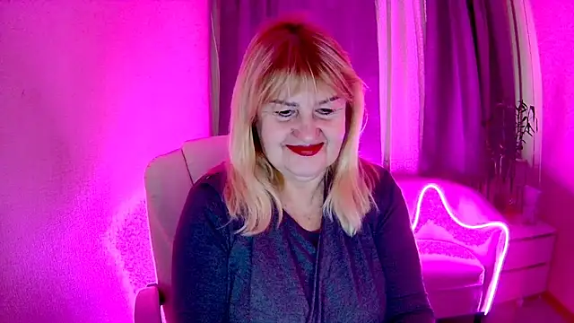 EmmaEllison online show from 11-20-25, 06:47