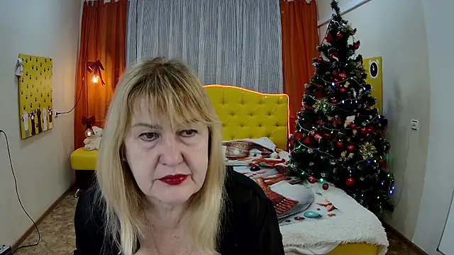 EmmaEllison online show from 01-13-26, 07:12