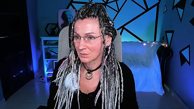 UmaSpace online show from 09-25-25, 02:01