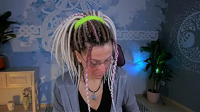 Snapshot of UmaSpace chatting on 02-07-26, 05:15 UmaSpace online show from 02-07-26, 05:15