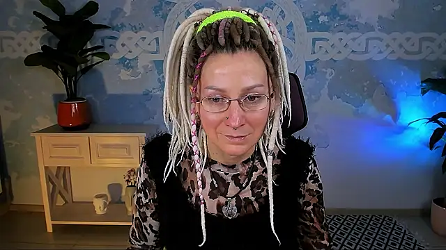 Snapshot of UmaSpace chatting on 02-04-26, 05:13 UmaSpace online show from 02-04-26, 05:13