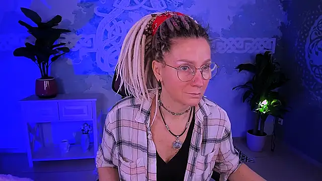 Snapshot of UmaSpace chatting on 02-21-26, 05:09 UmaSpace online show from 02-21-26, 05:09