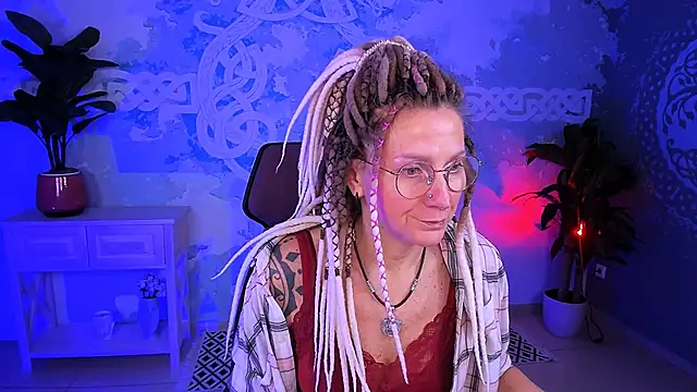 Snapshot of UmaSpace chatting on 02-15-26, 05:19 UmaSpace online show from 02-15-26, 05:19