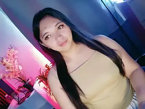 Nikki Karishma online show from 04-13-26, 06:39