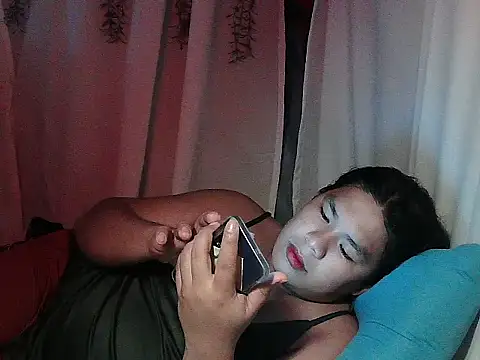 Huntrix2025 online show from 12-22-25, 01:33