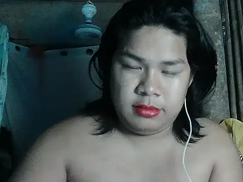 Snapshot of Huntrix2025 chatting on 04-19-26, 01:45 Huntrix2025 online show from 04-19-26, 01:45