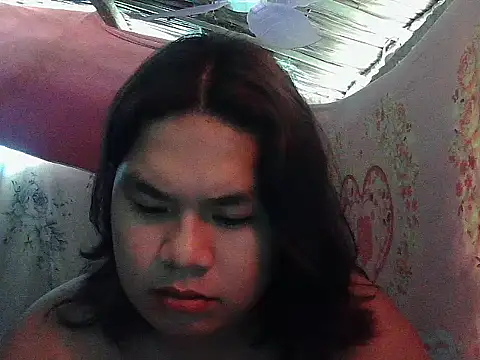 Snapshot of Huntrix2025 chatting on 06-15-26, 02:34 Huntrix2025 online show from 06-15-26, 02:34