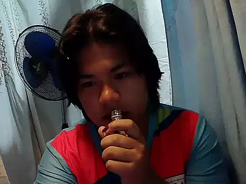 Huntrix2025 online show from 11-16-25, 07:18