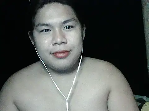 Snapshot of Huntrix2025 chatting on 05-25-26, 02:05 Huntrix2025 online show from 05-25-26, 02:05