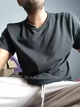 varun69247 online show from 06-27-26, 07:25