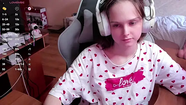 SharybbFace online show from 04-13-26, 03:05