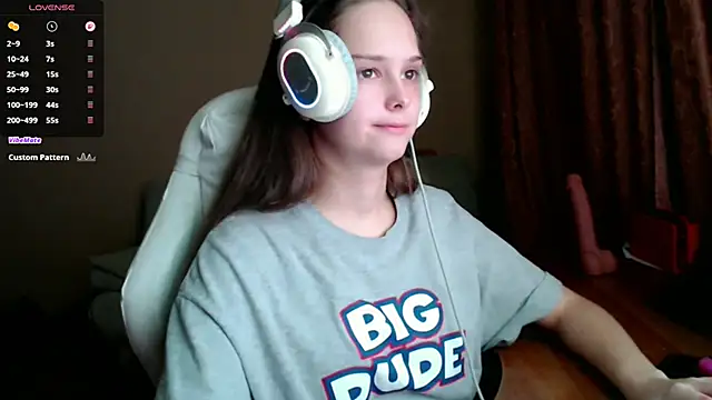 SharybbFace online show from 10-26-25, 03:12