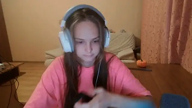 SharybbFace online show from 09-20-25, 04:12