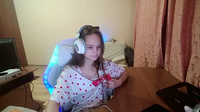 SharybbFace online show from 09-25-25, 04:13