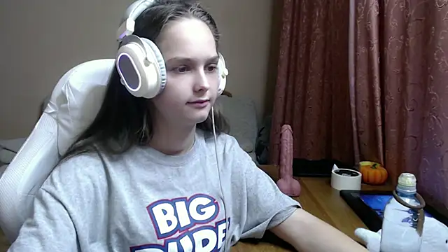 SharybbFace online show from 10-08-25, 03:02