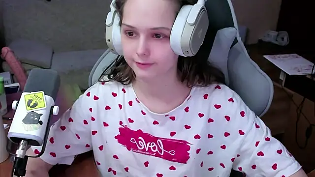 SharybbFace online show from 02-06-26, 02:02