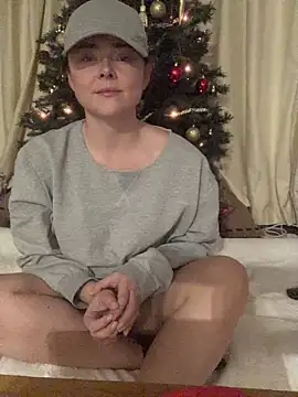 Mia Winters online show from 12-21-25, 05:47