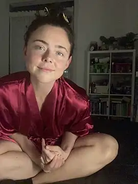 Mia Winters online show from 11-07-25, 07:18