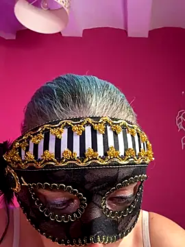 Rosabraguitas online show from 10-21-25, 08:08