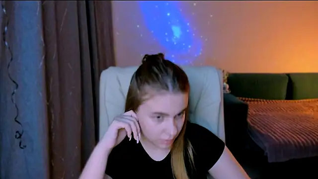 red  dizzy online show from 11-23-25, 10:42