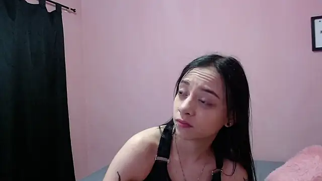 Snapshot of Sab_Brand chatting on 09-19-25, 07:40 Sab Brand online show from 09-19-25, 07:40