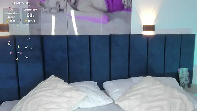 SharonLovee online show from 10-29-25, 10:20