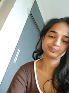 Snapshot of veronica_97 chatting on 11-12-25, 11:14 veronica 97 online show from 11-12-25, 11:14