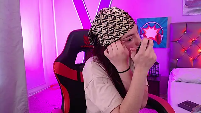 Sabriinaa Foxx online show from 10-29-25, 12:48