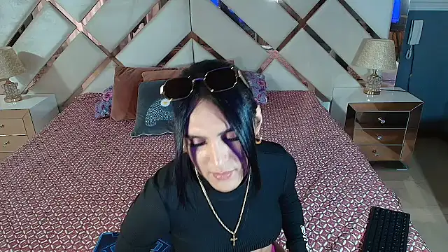 Snapshot of FuckcmycockLove chatting on 09-19-25, 04:11 FuckcmycockLove online show from 09-19-25, 04:11
