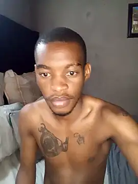 Snapshot of BlackXhosaStallion chatting on 09-29-25, 10:33 BlackXhosaStallion online show from 09-29-25, 10:33