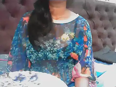 short girl  online show from 10-15-25, 04:26