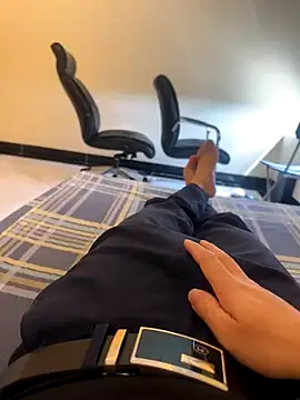 CZpublic online show from 10-08-25, 05:53