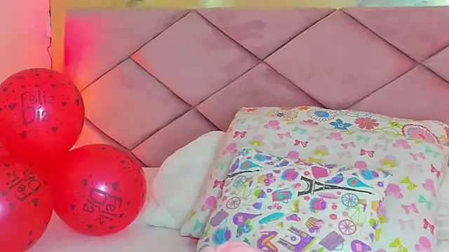 ChloeLaurentt online show from 02-16-26, 10:29