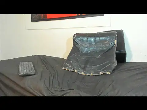 Snapshot of valeriapinkxx chatting on 09-19-25, 08:35 valeriapinkxx online show from 09-19-25, 08:35