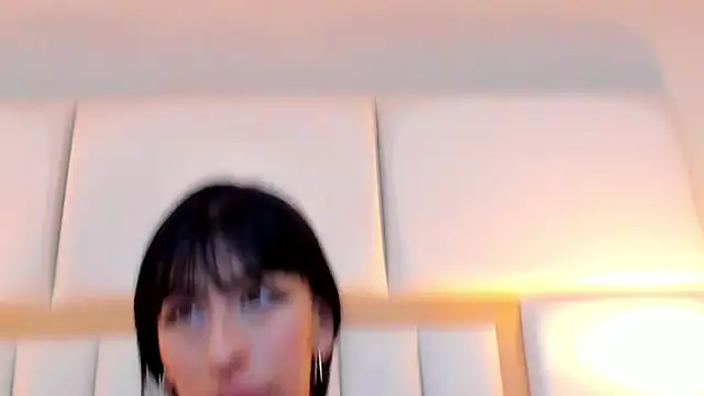 LaylaaDoll online show from 10-07-25, 06:09