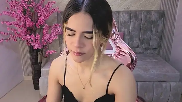 lilith4 s online show from 10-17-25, 08:21